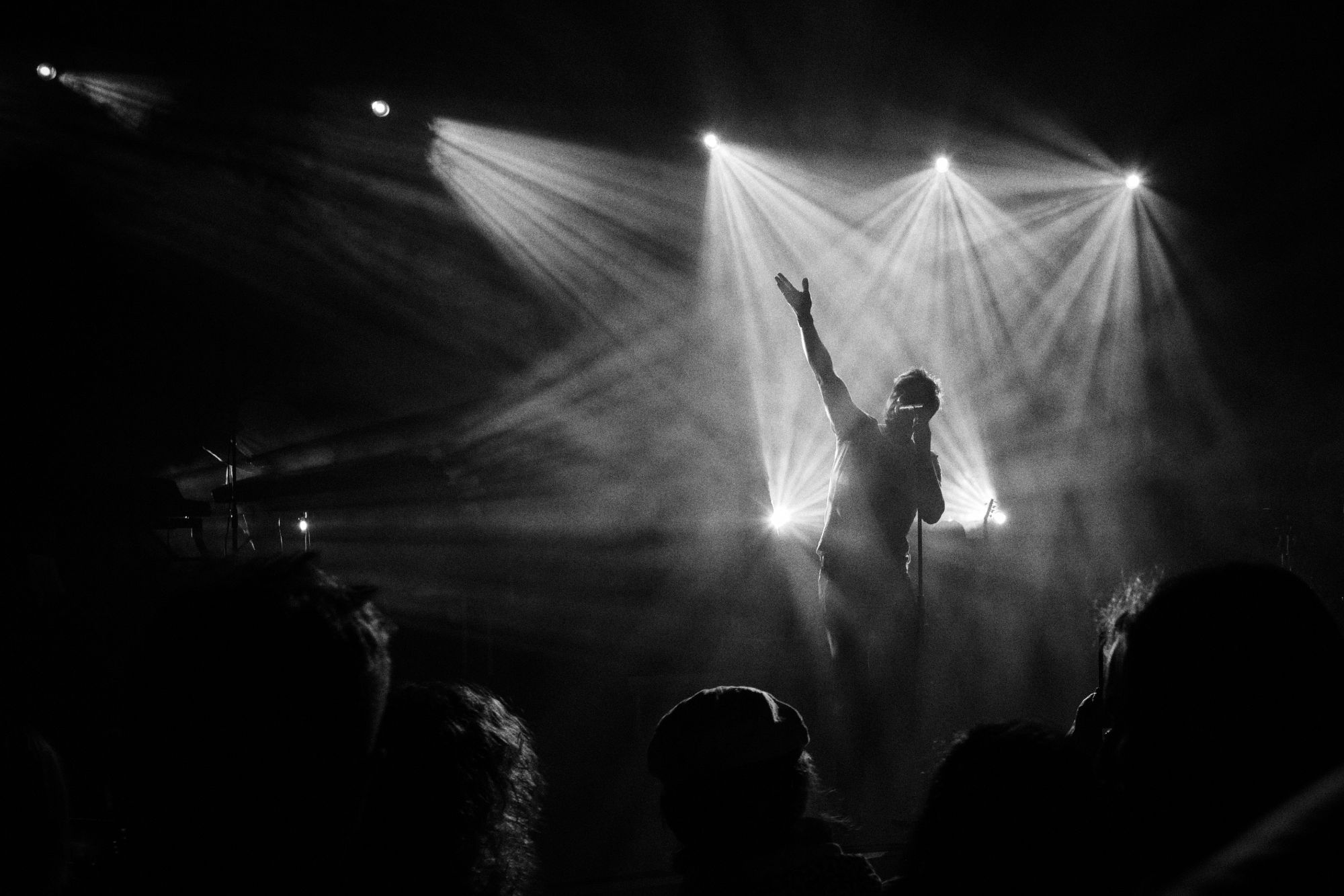 Black and white photo of Tat Bojs performing at Veseli nad Moravou